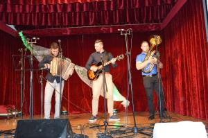 Glasba za dušo, besede za smeh 4